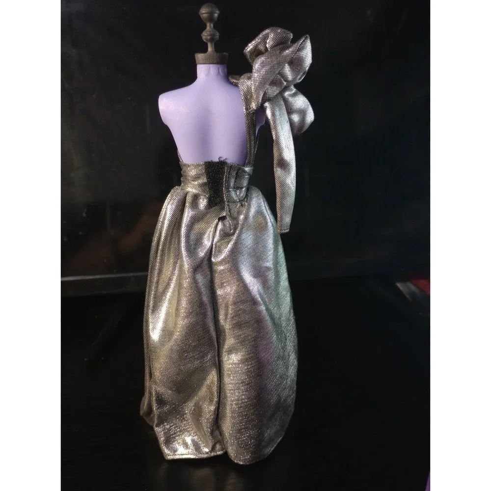 Barbie Doll Fashion Outfit Lot Purple Beaded Gown & Silver One-Shoulder Evening - Picture 6 of 6